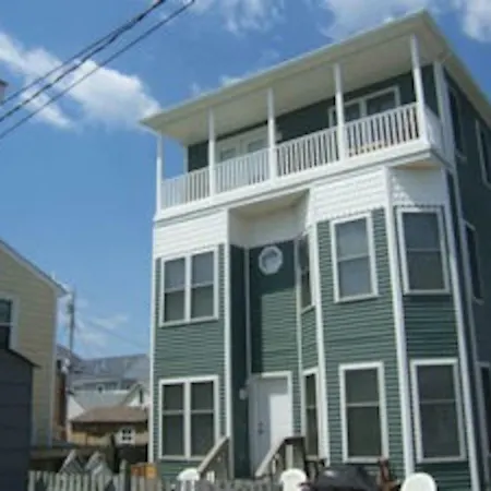 65 East Atlantic Way, Lavalette, New Jersey Villa